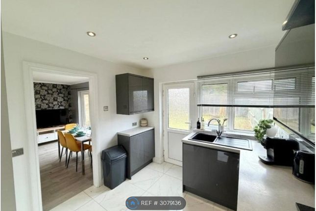 Tenby Road Keynsham Bristol, Bristol photo 3
