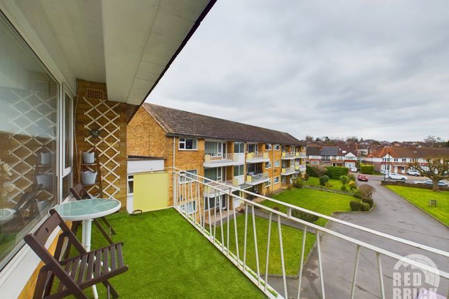 Flat for sale in Morfa Gardens, Coventry