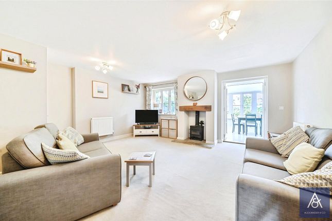 6, Windrush, Banbury photo 2