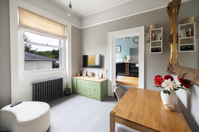 Flat 4 Glenure Court, 168, Cirencester Road, Cheltenham photo 4