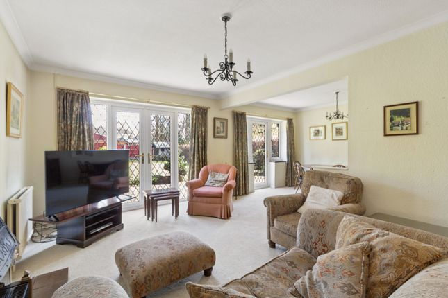 34, Crispin Way, Farnham Common photo 2