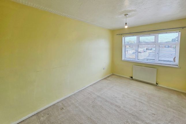 30, Peterborough photo 5