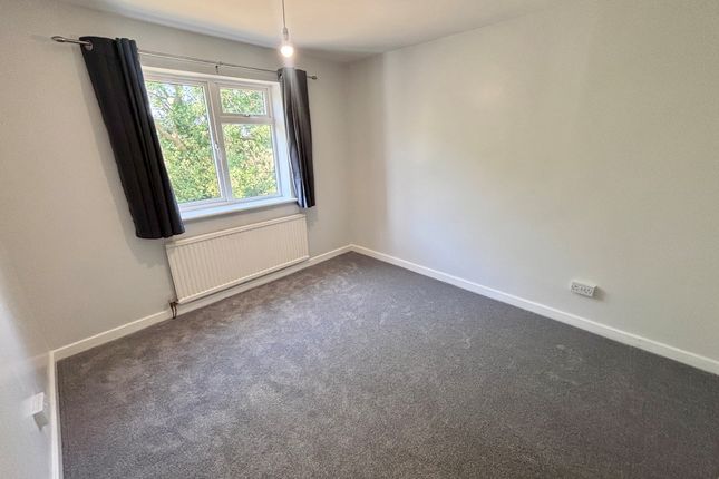 2, Gullane Drive, HULL photo 4