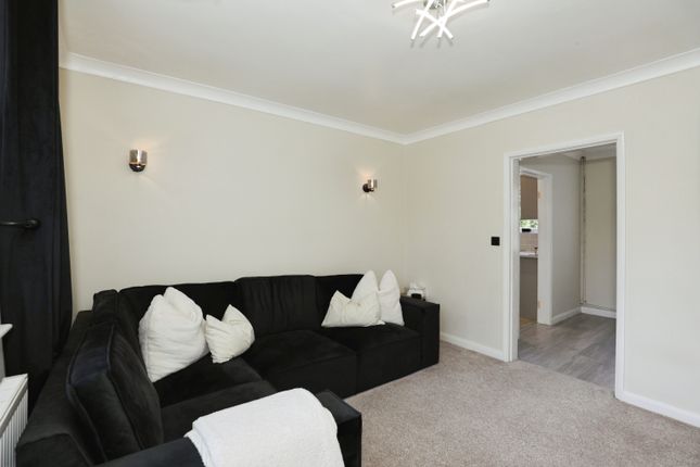 10, Stafford Crescent, Newcastle photo 2