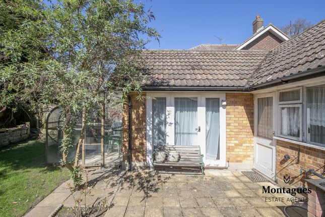 Bungalow for sale in The Plain, Epping