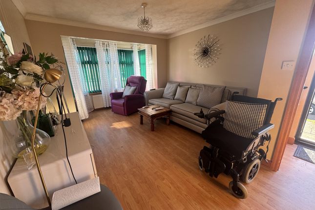 31, Glenholm Place, Dumfries photo 3