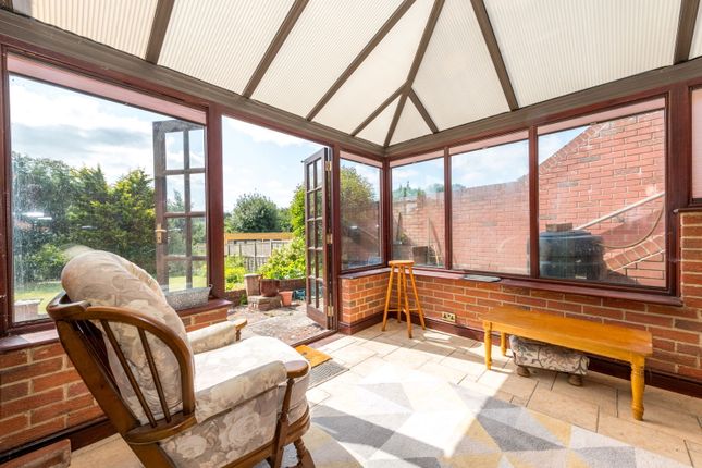Meadow View, Brooksfield, Ipswich photo 4
