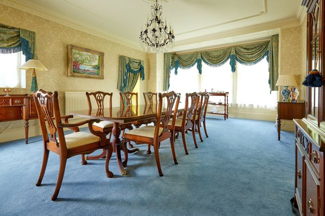 Dining Roomn