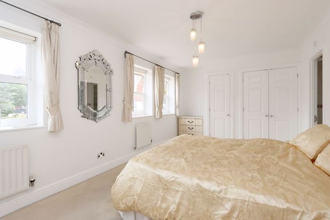 Mews house for sale in Chapel Mews, Woodford Green