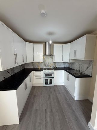 Flat 207, First Choice House, London Road, Crawley photo 4