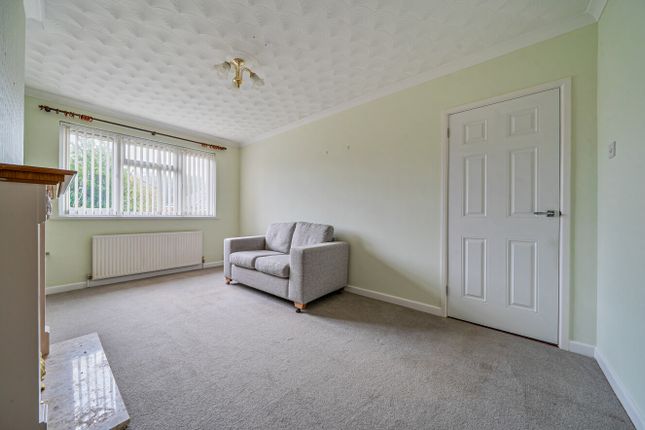 Hunts Pond Road, Southampton photo 3