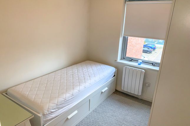 Flat to rent in Duns Lane, Leicester