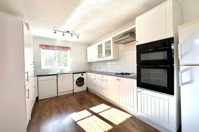 Mickleham Stud Farm Cottage, Juniper Hill, Old London Road, Dorking photo 3