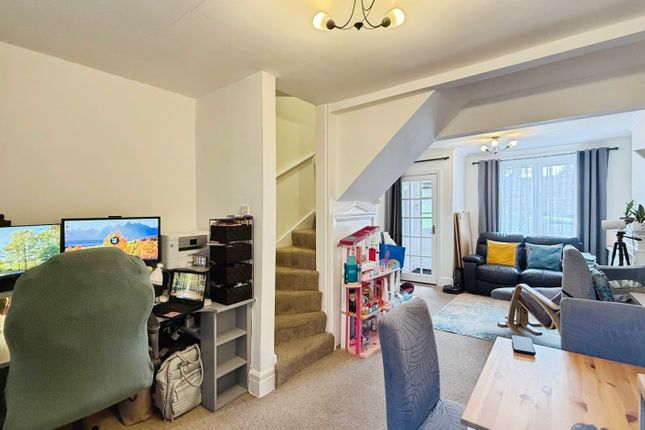 9, Prospect Square, Westbury photo 4