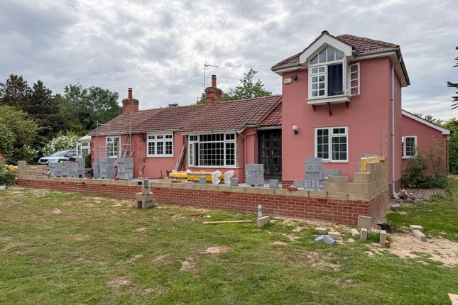 Coppins, Crown Street, Colchester photo 2