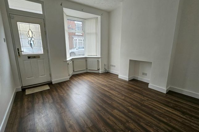 7, Pym Road, Mexborough photo 2