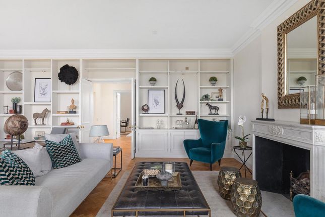 Flat for sale in Hyde Park Gardens, London
