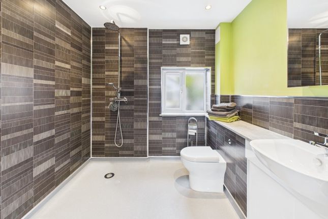 Ensuite