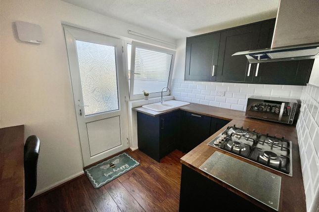 24, Humber Close, Plymouth photo 3