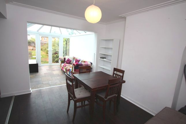 Room to rent in Cheyne Hill, Surbiton