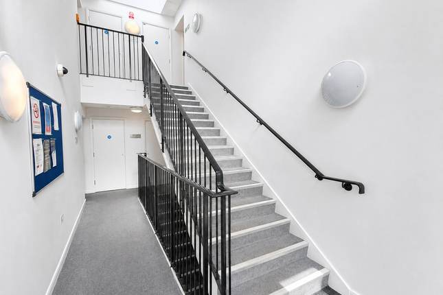 53, Featherstone Court, Southall photo 4
