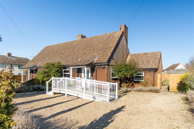 16 Croft Rd, Isleham--14.Jpg