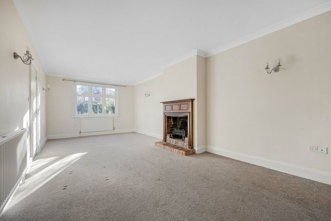 25 Spring Lane, Watlington photo 3
