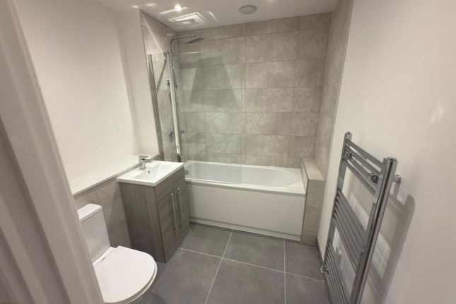 Furnished - Bathroom