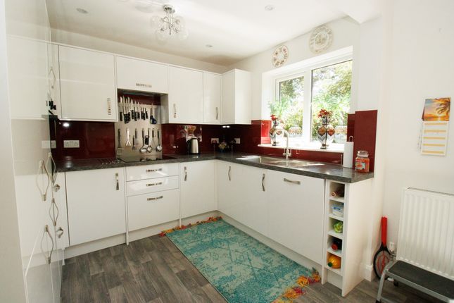 6, Primrose Valley Road, Filey photo 4