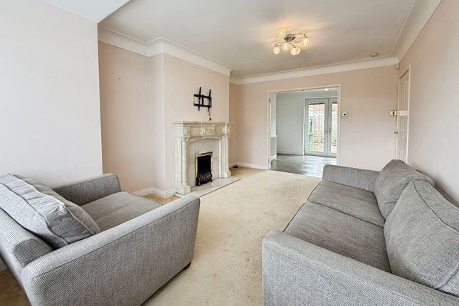 10, Lenore Terrace, Ryton photo 3