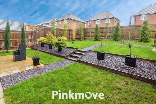 110, Lave Way, Caldicot photo 3