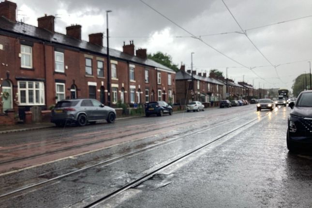 73 Droylsden Road, Manchester photo 4