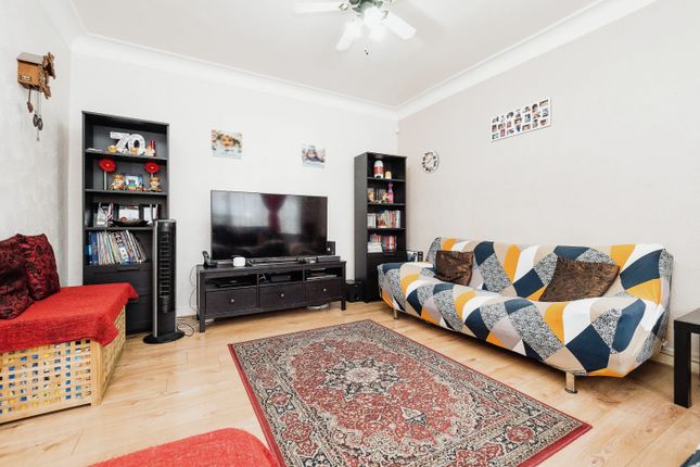 Terraced house for sale in Auckland Road, Ilford