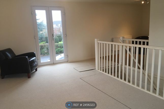 Cherry Blossom Close, Bishops Cleeve, Cheltenham photo 4