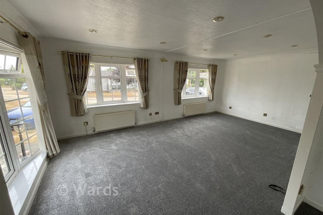 2-bed caravan on Stately Park, Station Road, Maidstone, £180,000