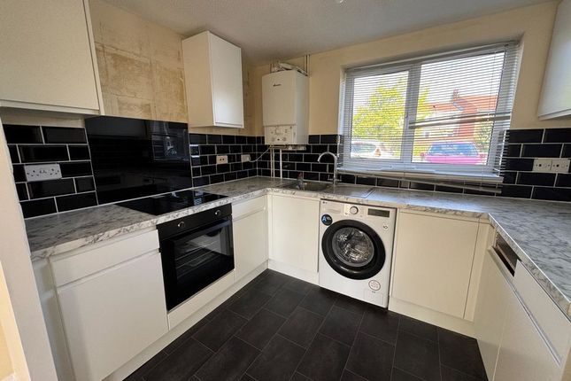 127, Oaktree Crescent, Bristol photo 3