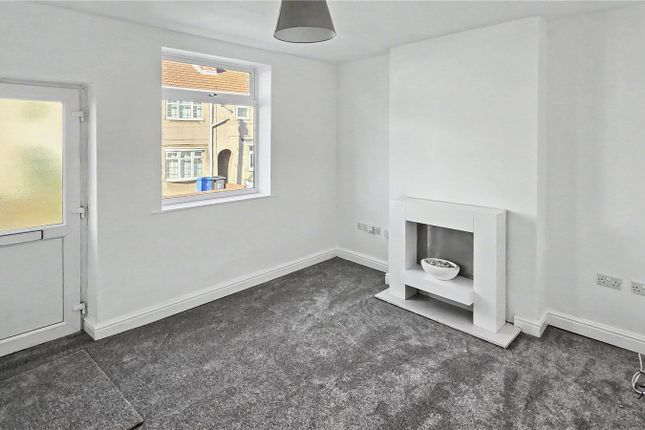 12, Burnell Street, Chesterfield photo 3