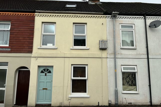 Thumbnail Terraced house for sale in Longland, Salisbury