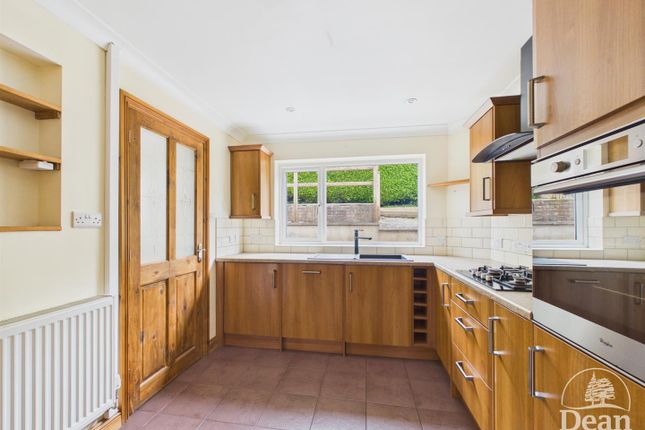 5, Morcroft Place, Lydney photo 4