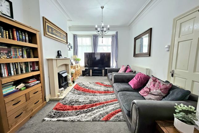 2, Crayfield Road, Manchester photo 2