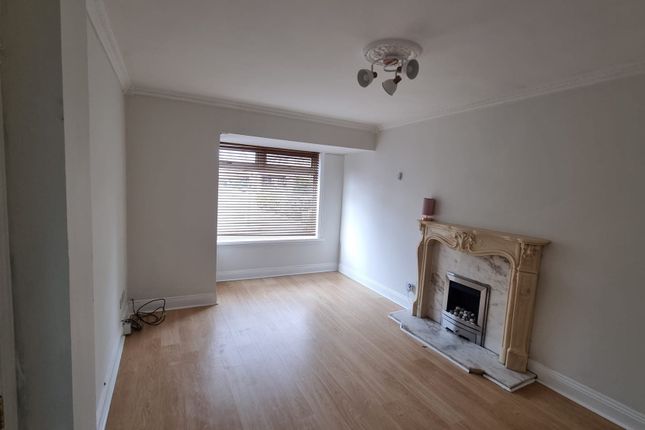 Springhill Road, Aberdeen photo 3