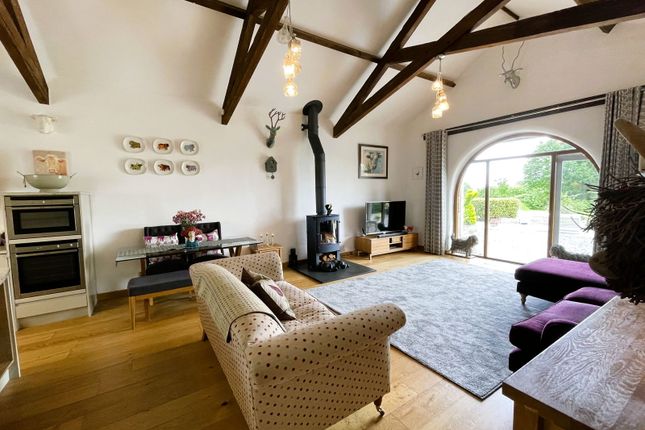 Down House Farm,The Parlour, Mill Hill Lane, Tavistock photo 4