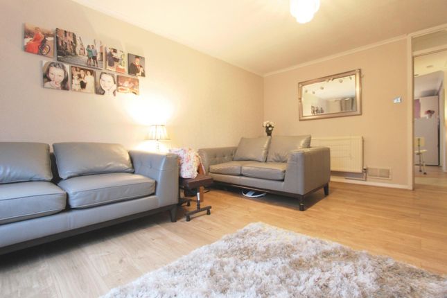 Flat for sale in Owen Square, Walmer