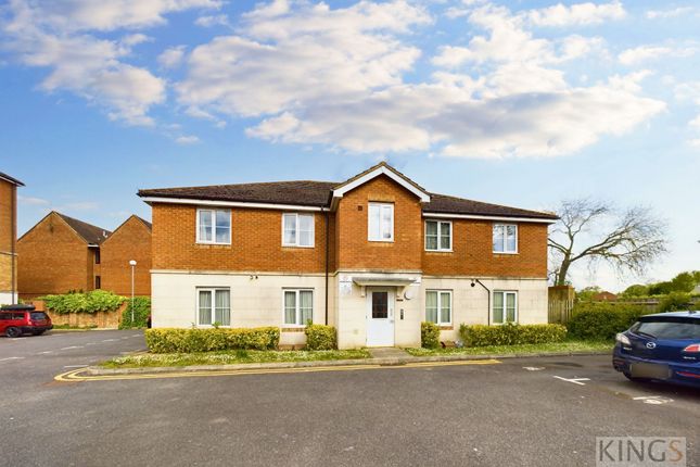 Flat for sale in St. Lukes Court, Hatfield