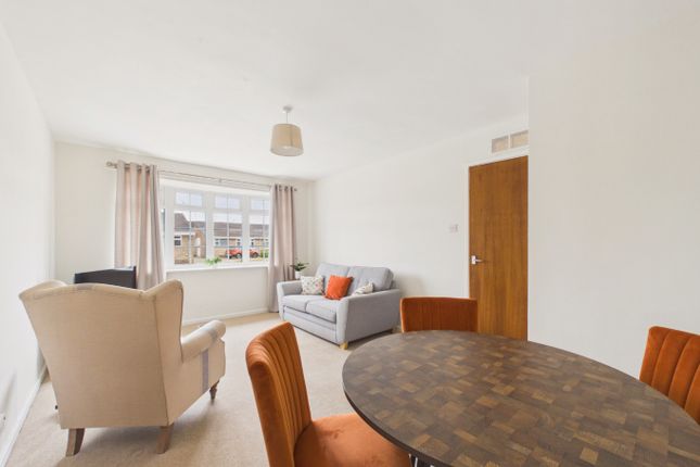 12 Haven Garth, Hedon, East Riding of Yorkshire photo 3