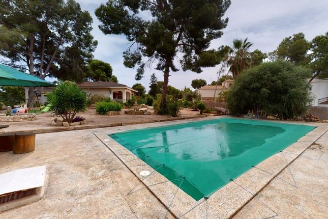 Thumbnail Villa for sale in Plaza Del Cardenal Belluga, 1, 30001 Murcia, Spain