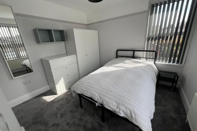 Room 4, 61, Alma Road, Kingswood Bristol photo 2