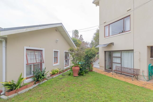 Detached house for sale in Oak Avenue, Kenilworth, Cape Town, Western Cape, South Africa