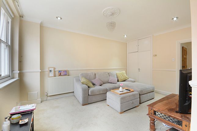 Flat to rent in New Cavendish Street, London