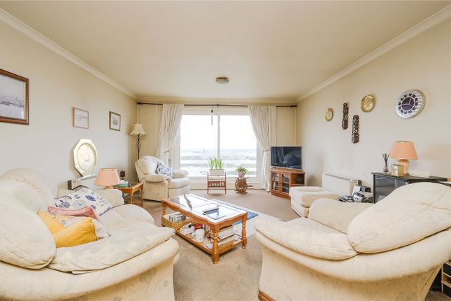 Flat for sale in Lakeside, Eaton Drive, Kingston Upon Thames